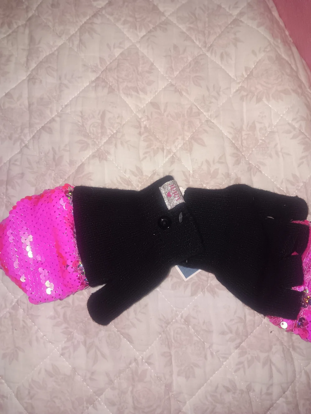 Juicy Couture kids mittens